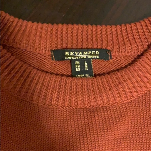 Ladies Revamped Knit Crop top - Picture 3 of 7